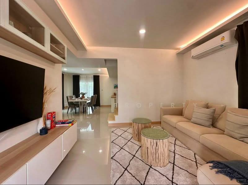 The WaterFront Nong Kho – Sriracha, Chon Buri (Pattaya), 425 Moo 10, Bang Phra, Si Racha, Chon Buri (Pattaya), 4 Bedrooms, 250 sqm, Single Detached House For Rent, by A.T.A. Property, 500211217 - DDproperty.com