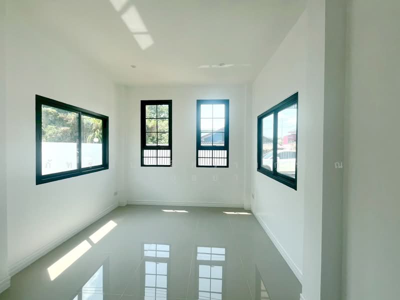 บ้านแฝด 1 ชั้น ซอยคลองสี่ ถนนคลองหลวง ต.คลองสี่ อ.คลองหลวง จ.ปทุมธานี, Pathum Thani, คลองหลวง, Khlong Si, Khlong Luang, Pathum Thani, 2 Bedrooms, 170 sqm, Semi-Detached House (Twin House) For Sale, by ภัทรนัน อิศรางกูร ณ อยุธยา, 500211220 - DDproperty.com