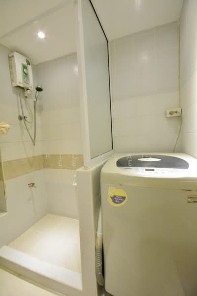 Jomtien Beach Condo, Chon Buri (Pattaya), Nong Pru, Bang Lamung (Pattaya), Chon Buri (Pattaya), 1 Bedroom, 30 sqm, Condo For Sale, by PLC real estate, 500211222 - DDproperty.com