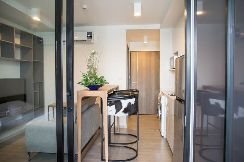 Maestro 02 Ruamrudee, Bangkok, 5-2 Ploenchit Road, Lumphini, Pathum Wan, Bangkok, 1 Bedroom, 29 sqm, Condo For Rent, by พชร ชาญศิริ, 500211229 - DDproperty.com