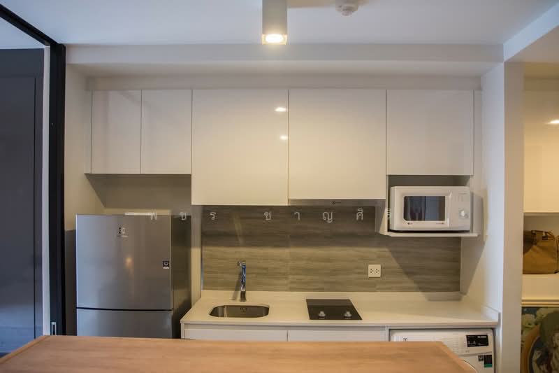 Maestro 02 Ruamrudee, Bangkok, 5-2 Ploenchit Road, Lumphini, Pathum Wan, Bangkok, 1 Bedroom, 29 sqm, Condo For Rent, by พชร ชาญศิริ, 500211229 - DDproperty.com