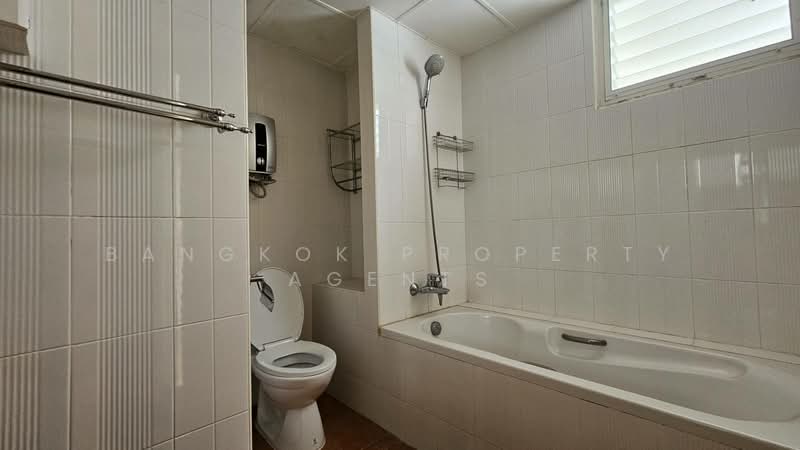 Tai Ping Towers, Bangkok, 582 Soi Sukhumvit 63, Khlong Tan Nua, Watthana, Bangkok, 4 Bedrooms, 252 sqm, Condo For Rent, by BANGKOK PROPERTY AGENTS, 500211238 - DDproperty.com