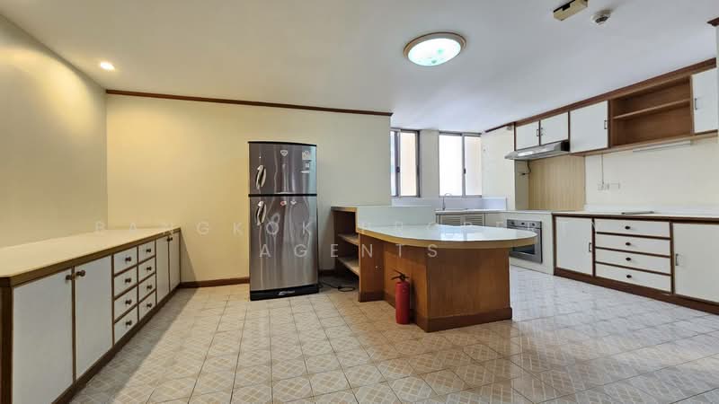 Tai Ping Towers, Bangkok, 582 Soi Sukhumvit 63, Khlong Tan Nua, Watthana, Bangkok, 4 Bedrooms, 252 sqm, Condo For Rent, by BANGKOK PROPERTY AGENTS, 500211238 - DDproperty.com