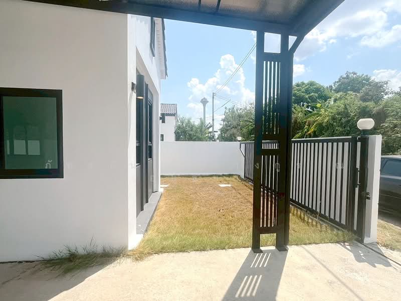 บ้านแฝด 1 ชั้น เนื้อที่ 42.7 ตร.ว. ซอยคลองสี่ ถนนคลองหลวง ต.คลองสี่ อ.คลองหลวง จ.ปทุมธานี, Pathum Thani, คลองหลวง, Khlong Si, Khlong Luang, Pathum Thani, 2 Bedrooms, 170 sqm, Semi-Detached House (Twin House) For Sale, by ภัทรนัน อิศรางกูร ณ อยุธยา, 500211244 - DDproperty.com