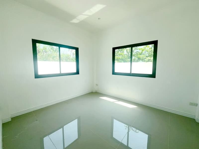 บ้านแฝด 1 ชั้น เนื้อที่ 42.7 ตร.ว. ซอยคลองสี่ ถนนคลองหลวง ต.คลองสี่ อ.คลองหลวง จ.ปทุมธานี, ปทุมธานี, คลองหลวง, คลองสี่, คลองหลวง, ปทุมธานี, 170 ตร.ม., บ้านแฝด ขาย, โดย ภัทรนัน อิศรางกูร ณ อยุธยา, 500211244 - DDproperty.com