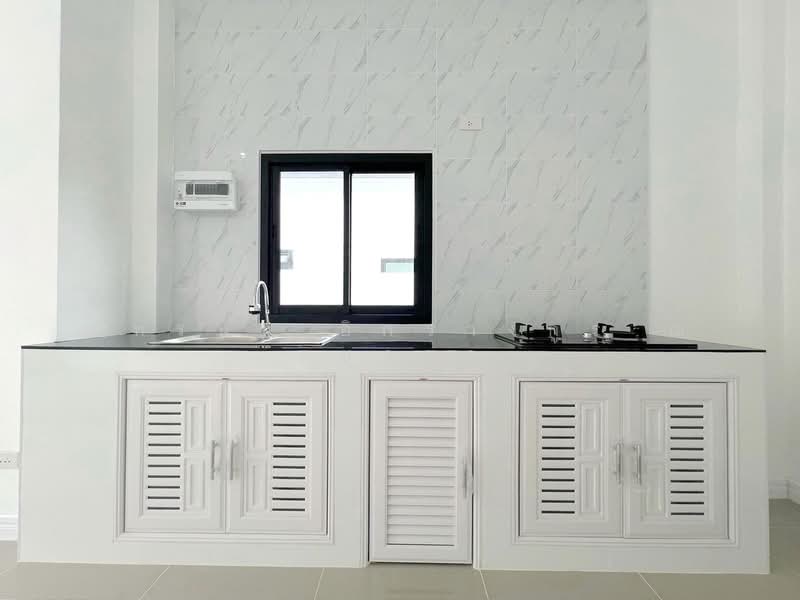 บ้านแฝด 1 ชั้น เนื้อที่ 42.7 ตร.ว. ซอยคลองสี่ ถนนคลองหลวง ต.คลองสี่ อ.คลองหลวง จ.ปทุมธานี, ปทุมธานี, คลองหลวง, คลองสี่, คลองหลวง, ปทุมธานี, 170 ตร.ม., บ้านแฝด ขาย, โดย ภัทรนัน อิศรางกูร ณ อยุธยา, 500211244 - DDproperty.com