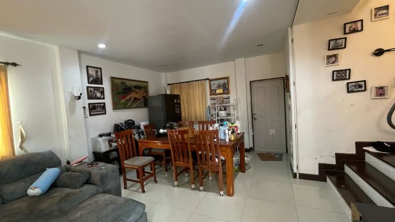 บ้านเดี่ยว 70.1 ตารางวา วิสต้าวิลล์ ลำลูกกา คลอง 3 แปลงริม, Pathum Thani, ชลมาร์คพิจรณา, Lat Sawai, Lam Luk Ka, Pathum Thani, 3 Bedrooms, 160 sqm, Single Detached House For Sale, by คุณ ฐานิต (เตย), 500211253 - DDproperty.com