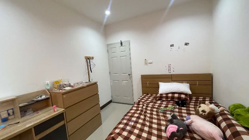 บ้านเดี่ยว 70.1 ตารางวา วิสต้าวิลล์ ลำลูกกา คลอง 3 แปลงริม, Pathum Thani, ชลมาร์คพิจรณา, Lat Sawai, Lam Luk Ka, Pathum Thani, 3 Bedrooms, 160 sqm, Single Detached House For Sale, by คุณ ฐานิต (เตย), 500211253 - DDproperty.com