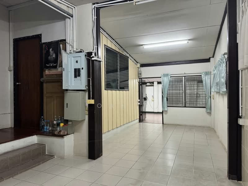 ให้เช่า - อาคารให้เช่า อารีย์ พญาไท : Buildings for rent in Ari, Phaya Thai, กรุงเทพ