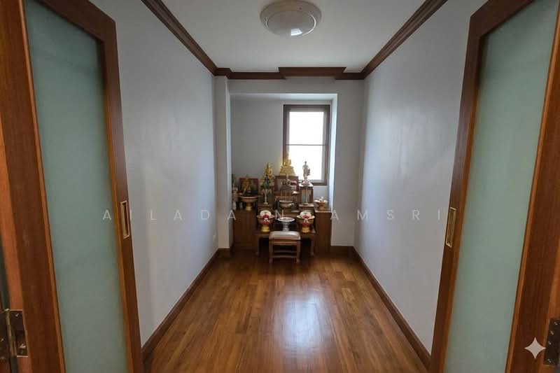 House Sukhumvit 22, Bangkok, Sukhumvit 22, Khlong Toei, Khlong Toei, Bangkok, 5 Bedrooms, 268 sqm, Single Detached House For Sale, by Ailada Ngamsri, 500211267 - DDproperty.com