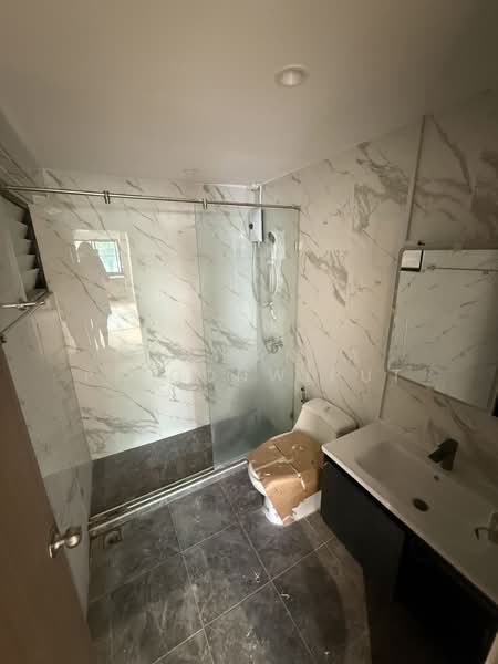 Regent 71 Place, Bangkok, Phra Kanong Nua, Watthana, Bangkok, 4 Bedrooms, 300 sqm, Townhouse For Rent, by Suchanya Piboonwiput, 500211268 - DDproperty.com