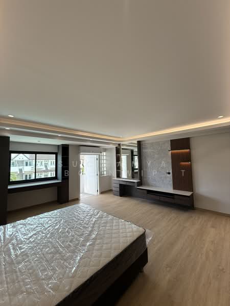 Regent 71 Place : รีเจนท์ 71 เพลส, กรุงเทพ, พระโขนงเหนือ, วัฒนา, กรุงเทพ, 300 ตร.ม., ทาวน์เฮ้าส์ ให้เช่า, โดย Suchanya Piboonwiput, 500211268 - DDproperty.com
