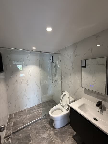 Regent 71 Place, Bangkok, Phra Kanong Nua, Watthana, Bangkok, 4 Bedrooms, 300 sqm, Townhouse For Rent, by Suchanya Piboonwiput, 500211268 - DDproperty.com