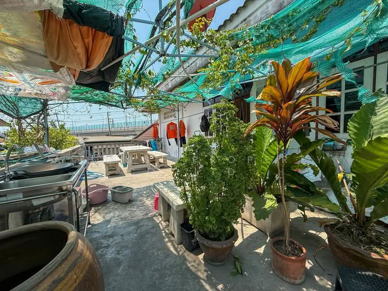 For Sale - Resale detached house in Laem Chabang, near the industrial estate, next to Sukhumvit Road., Chon Buri (Pattaya)