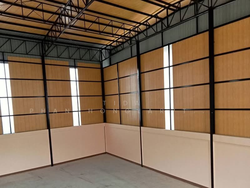 ให้เช่า โกดัง พร้อม ออฟฟิศ ลาดกระบัง 14/1 ใกล้ สุวรรณภูมิ, กรุงเทพ, ลาดกระบัง, ลาดกระบัง, กรุงเทพ, 300 ตร.ม., โกดัง-โรงงาน ให้เช่า, โดย Tida phanthonglarptawee, 500211282 - DDproperty.com