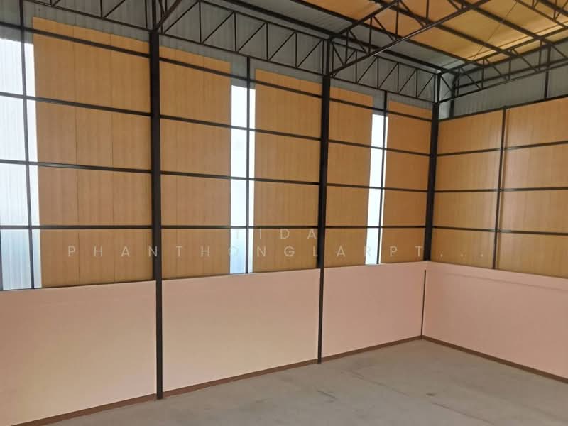 ให้เช่า โกดัง พร้อม ออฟฟิศ ลาดกระบัง 14/1 ใกล้ สุวรรณภูมิ, กรุงเทพ, ลาดกระบัง, ลาดกระบัง, กรุงเทพ, 300 ตร.ม., โกดัง-โรงงาน ให้เช่า, โดย Tida phanthonglarptawee, 500211282 - DDproperty.com