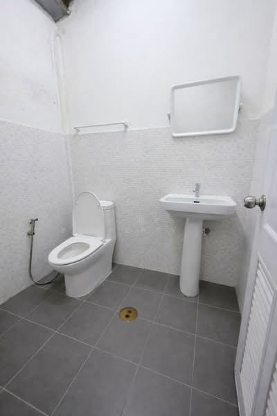 ทาวน์เฮ้าส์แพรกษา สมุทรปราการ, Samut Prakan, Phraeksa, Muang Samut Prakarn, Samut Prakan, 2 Bedrooms, 100 sqm, Townhouse For Sale, by The Best Property สุ, 500211287 - DDproperty.com