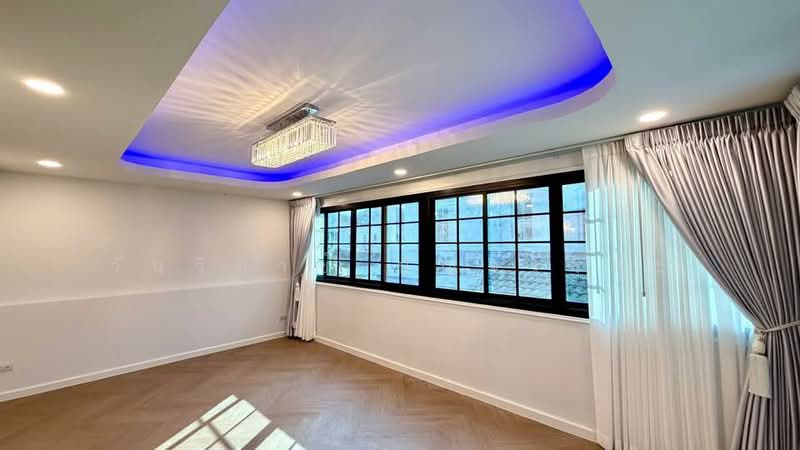 WPDD-112 บ้านเดี่ยว ลาดพร้าว 71 The Luxury of Grand Space เนื้อที่ 82 ตร.วา, Bangkok, Lat Phrao, Lat Phrao, Bangkok, 5 Bedrooms, 300 sqm, Single Detached House For Sale, by วันวิสาข์ ปัญจรงคะ, 500211290 - DDproperty.com
