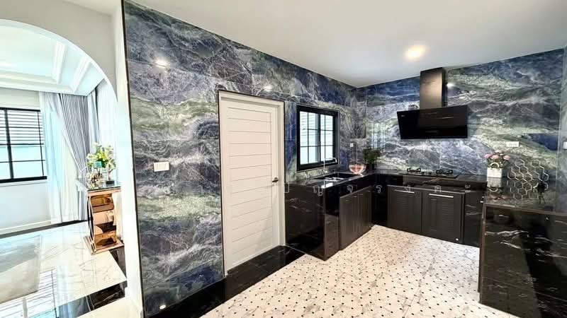 WPDD-112 บ้านเดี่ยว ลาดพร้าว 71 The Luxury of Grand Space เนื้อที่ 82 ตร.วา, Bangkok, Lat Phrao, Lat Phrao, Bangkok, 5 Bedrooms, 300 sqm, Single Detached House For Sale, by วันวิสาข์ ปัญจรงคะ, 500211290 - DDproperty.com