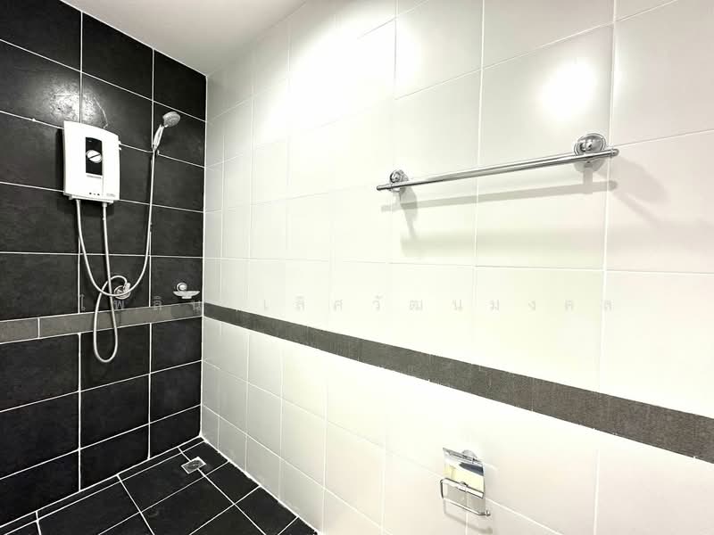 A Space Sukhumvit 77, Bangkok, 2345 Sukhumvit 77 Road, Suan Luang, Suan Luang, Bangkok, 1 Bedroom, 35 sqm, Condo For Sale, by ไพลิน เลิศวัฒนมงคล, 500211317 - DDproperty.com