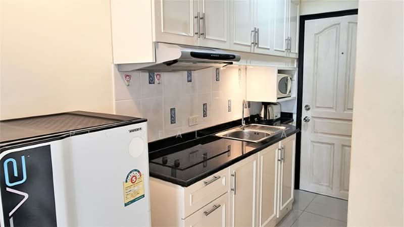 Jomtien Beach Condo, Chon Buri (Pattaya), Nong Pru, Bang Lamung (Pattaya), Chon Buri (Pattaya), 1 Bedroom, 30 sqm, Condo For Sale, by PLC real estate, 500211331 - DDproperty.com