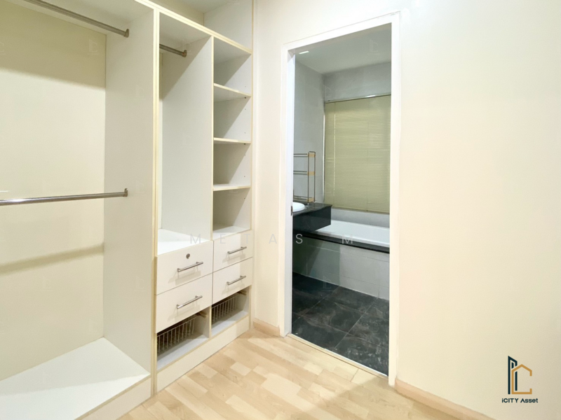 Areeya Mandarina Sukhumvit 77, Bangkok, Sukhumvit 77 Road (On Nut), Suan Luang, Suan Luang, Bangkok, 3 Bedrooms, 190 sqm, Townhouse For Sale, by Metas M, 500211335 - DDproperty.com