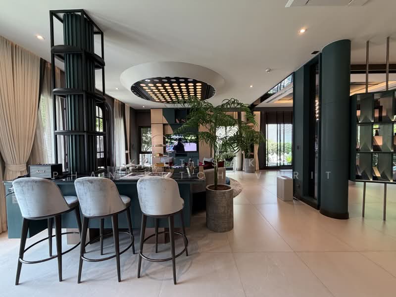 Grand Bangkok Boulevard Krungthepkritha : แกรนด์ บางกอก บูเลอวาร์ด กรุงเทพกรีฑา, กรุงเทพ, ถนน ศรีนครินทร์-ร่มเกล้า, คลองสามประเวศ, ลาดกระบัง, กรุงเทพ, 447 ตร.ม., บ้านเดี่ยว ขาย, โดย Kittisak Phanlertchavarit, 500211337 - DDproperty.com