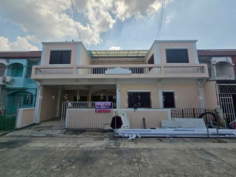 บ้านศรีประจักษ์วิลล่า 5 บางบัวทอง ถนนบางกรวย-ไทรน้อย ตำบลบางบัวทอง อำเภอบางบัวทอง จังหวัดนนทบุรี, Nonthaburi, บางกรวย ไทรน้อย, Bang Bua Thong, Bang Bua Thong, Nonthaburi, 3 Bedrooms, 84 sqm, Townhouse For Sale, by ภัทรนัน อิศรางกูร ณ อยุธยา, 500211340 - DDproperty.com