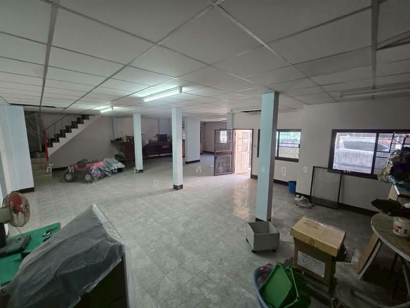 บ้านศรีประจักษ์วิลล่า 5 บางบัวทอง ถนนบางกรวย-ไทรน้อย ตำบลบางบัวทอง อำเภอบางบัวทอง จังหวัดนนทบุรี, นนทบุรี, บางกรวย ไทรน้อย, บางบัวทอง, บางบัวทอง, นนทบุรี, 84 ตร.ม., ทาวน์เฮ้าส์ ขาย, โดย ภัทรนัน อิศรางกูร ณ อยุธยา, 500211340 - DDproperty.com