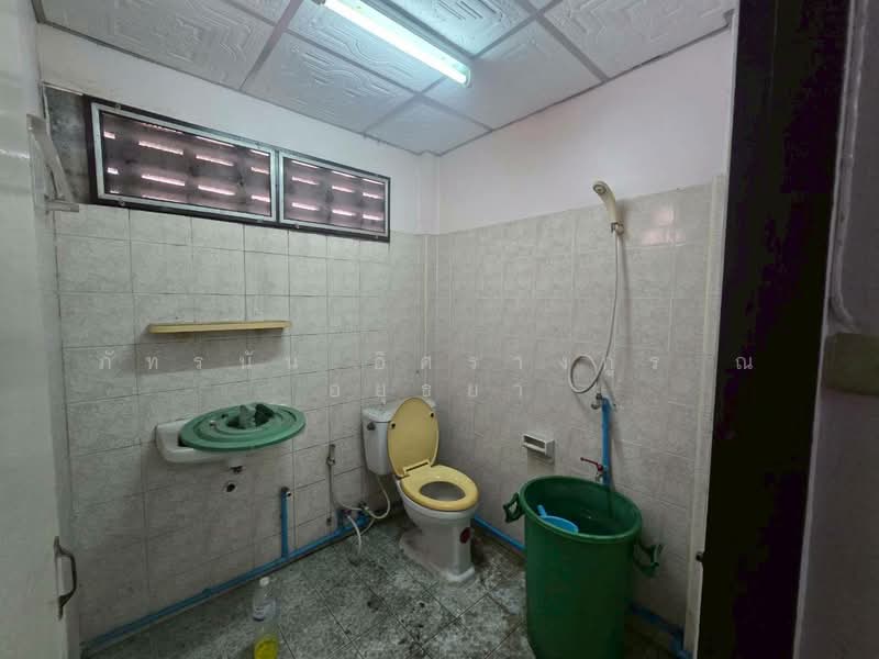 บ้านศรีประจักษ์วิลล่า 5 บางบัวทอง ถนนบางกรวย-ไทรน้อย ตำบลบางบัวทอง อำเภอบางบัวทอง จังหวัดนนทบุรี, นนทบุรี, บางกรวย ไทรน้อย, บางบัวทอง, บางบัวทอง, นนทบุรี, 84 ตร.ม., ทาวน์เฮ้าส์ ขาย, โดย ภัทรนัน อิศรางกูร ณ อยุธยา, 500211340 - DDproperty.com