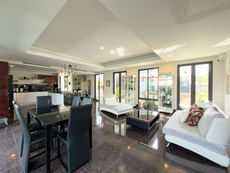 ขายวิลล่าหรูพร้อมสระว่ายน้ำ ใกล้ชายหาด จังหวัดกระบี่, กระบี่, 81130, อ่าวนาง, เมืองกระบี่, กระบี่, 330 ตร.ม., วิลล่า ขาย, โดย JEERAPHAN FAIPONDEELERD, 500211344 - DDproperty.com