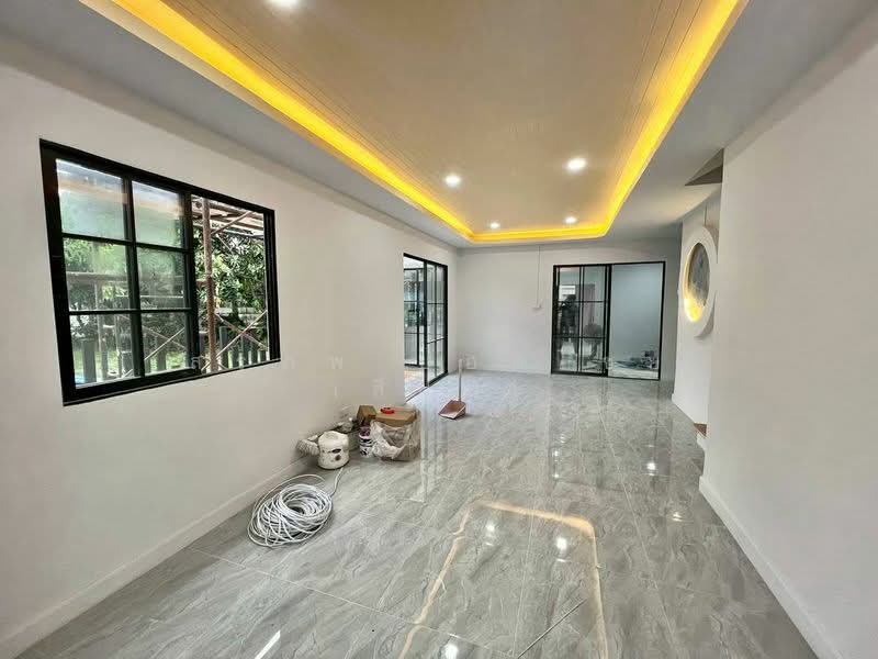 Pruksa Ville 50/2 Ramkhamhaeng : พฤกษาวิลล์ 50/2 รามคำแหง (ซ.มิสทีน), กรุงเทพ, ถนนรามคำแหง ซอยมิสทีน, สะพานสูง, สะพานสูง, กรุงเทพ, 140 ตร.ม., ทาวน์เฮ้าส์ ขาย, โดย สรภพ ยอดไชย (สีฝุ่น), 500211350 - DDproperty.com