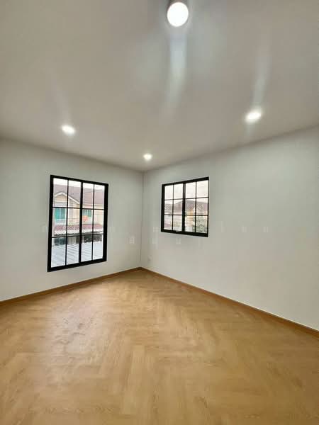 Pruksa Ville 50/2 Ramkhamhaeng, Bangkok, Ramkhamhaeng Road, Soi Miss Teen, Saphan Sung, Saphan Sung, Bangkok, 4 Bedrooms, 140 sqm, Townhouse For Sale, by สรภพ ยอดไชย (สีฝุ่น), 500211350 - DDproperty.com