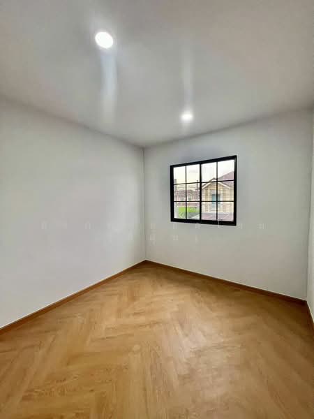 Pruksa Ville 50/2 Ramkhamhaeng, Bangkok, Ramkhamhaeng Road, Soi Miss Teen, Saphan Sung, Saphan Sung, Bangkok, 4 Bedrooms, 140 sqm, Townhouse For Sale, by สรภพ ยอดไชย (สีฝุ่น), 500211350 - DDproperty.com