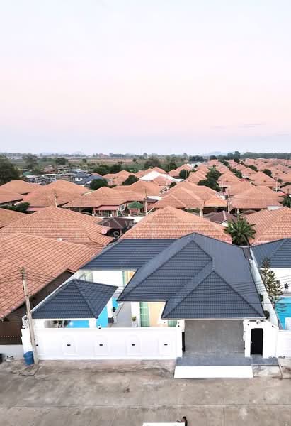 Raviporn City Home Village : รวิพร ซิตี้โฮม วิลเลจ, ชลบุรี, 74/1 ถ.หนองไม้แก่น, หนองปรือ, บางละมุง, ชลบุรี, 226 ตร.ม., วิลล่า ขาย, โดย Yaowaluck Sirinapho, 500211351 - DDproperty.com