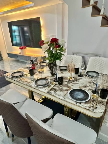  เค.ซี. รามอินทรา 8, กรุงเทพ, ถนนหทัยราษฎร์, สามวาตะวันตก, คลองสามวา, กรุงเทพ, 100 ตร.ม., ทาวน์เฮ้าส์ ขาย, โดย สรภพ ยอดไชย (สีฝุ่น), 500211370 - DDproperty.com