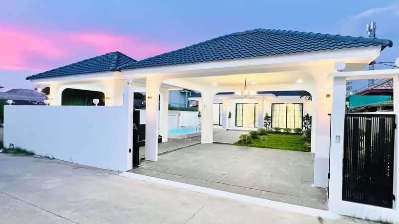 Pool Villa, Chon Buri (Pattaya), Nong Pru, Bang Lamung (Pattaya), Chon Buri (Pattaya), 3 Bedrooms, 380 sqm, Single Detached House For Sale, by Yaowaluck Sirinapho, 500211404 - DDproperty.com