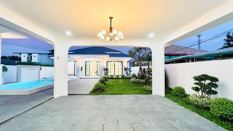 Pool Villa, Chon Buri (Pattaya), Nong Pru, Bang Lamung (Pattaya), Chon Buri (Pattaya), 3 Bedrooms, 380 sqm, Single Detached House For Sale, by Yaowaluck Sirinapho, 500211404 - DDproperty.com