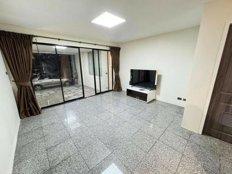 ไม่พบโครงการ, กรุงเทพ, ศรีวรา, วังทองหลาง, วังทองหลาง, กรุงเทพ, 249 ตร.ม., ทาวน์เฮ้าส์ ให้เช่า, โดย Seng .PL, 500211409 - DDproperty.com