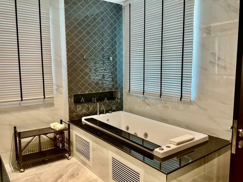 Perfect Masterpiece Sukhumvit 77, Samut Prakan, Soi Mu Ban Perfect Place Sukhumvit 77, Rachathewa, Bang Plee, Samut Prakan, 5 Bedrooms, 650 sqm, Single Detached House For Rent, by Thananthorn Wongvarnkaseam, 500211416 - DDproperty.com