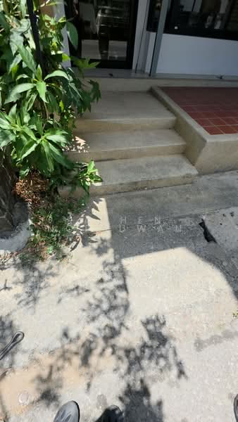 For Sale - Four-story house with rooftop for sale, suitable for a restaurant, near Gate 108 of Prince of Songkl, Songkhla