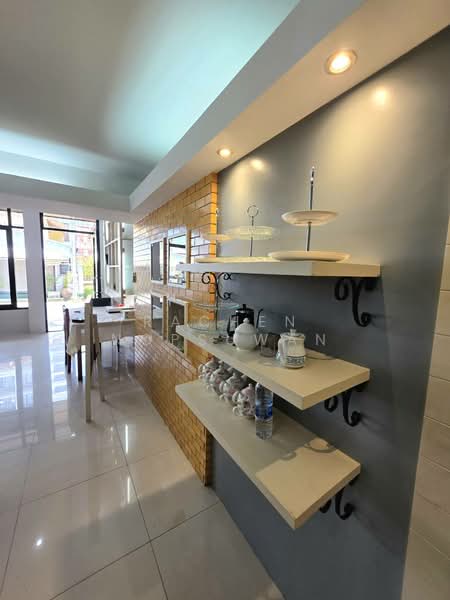 For Rent: 4-story house with rooftop, suitable for a restaurant, near Gate 108, Prince of Songkla, Songkhla, Kho Hong, Hat Yai, Songkhla, 5 Bedrooms, 80 sqm, Townhouse For Rent, by Rachen Nopsuwan, 500211432 - DDproperty.com