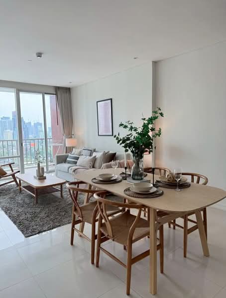 Fullerton Sukhumvit, Bangkok, Sukhumvit Road, Khlong Tan Nua, Watthana, Bangkok, 2 Bedrooms, 96 sqm, Condo For Rent, by Virin W., 500211435 - DDproperty.com