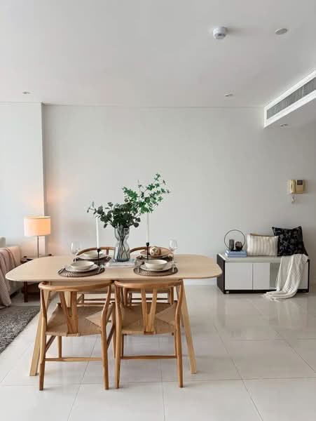 Fullerton Sukhumvit, Bangkok, Sukhumvit Road, Khlong Tan Nua, Watthana, Bangkok, 2 Bedrooms, 96 sqm, Condo For Rent, by Virin W., 500211435 - DDproperty.com