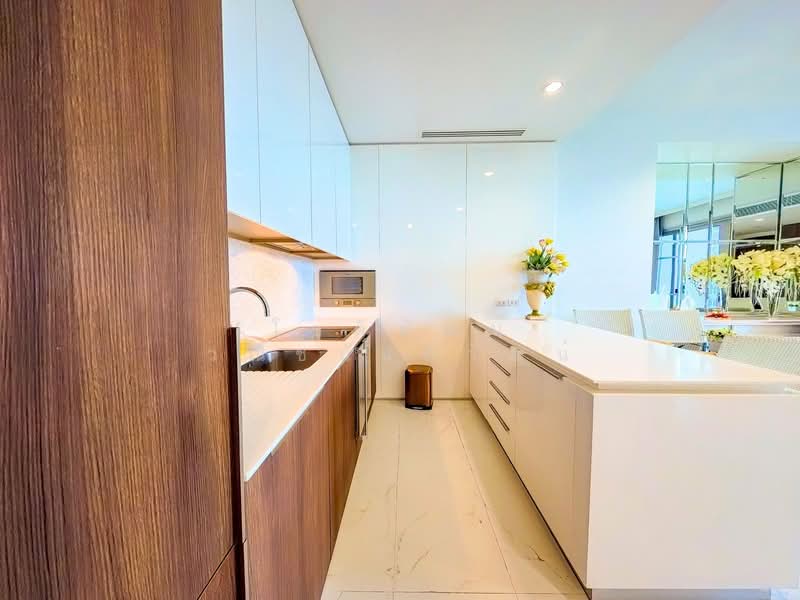 185 Rajadamri, Bangkok, 185 Rajadamri Road, Lumphini, Pathum Wan, Bangkok, 1 Bedroom, 70 sqm, Condo For Rent, by โชติพัฒน์ วณิชนันทิวัฒน์, 500211438 - DDproperty.com