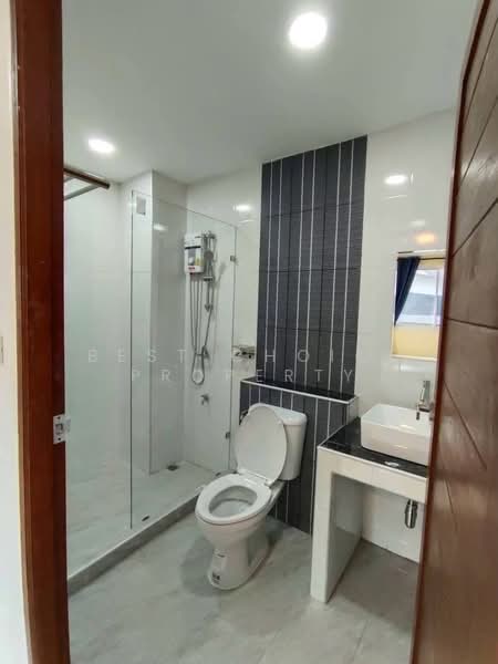 Chiang Mai Lakeland Village, Chiang Mai, Su Thep, Muang Chiang Mai, Chiang Mai, 10+ Bedrooms, 800 sqm, Villa For Rent, by Best Choice Property, 500211458 - DDproperty.com