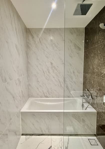 Fynn Asoke, Bangkok, 28 Sukhumvit 10 Alley, Khlong Toei, Khlong Toei, Bangkok, 1 Bedroom, 32 sqm, Condo For Rent, by Juthabhorn Uppachit (Amy), 500211483 - DDproperty.com