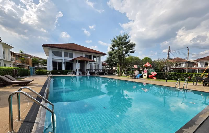 Bangkok Villa, Bangkok, Pradit Manutham Road, Wang Thonglang, Wang Thonglang, Bangkok, 3 Bedrooms, 210 sqm, Single Detached House For Rent, by NTG Property House Co.,Ltd., 500211509 - DDproperty.com