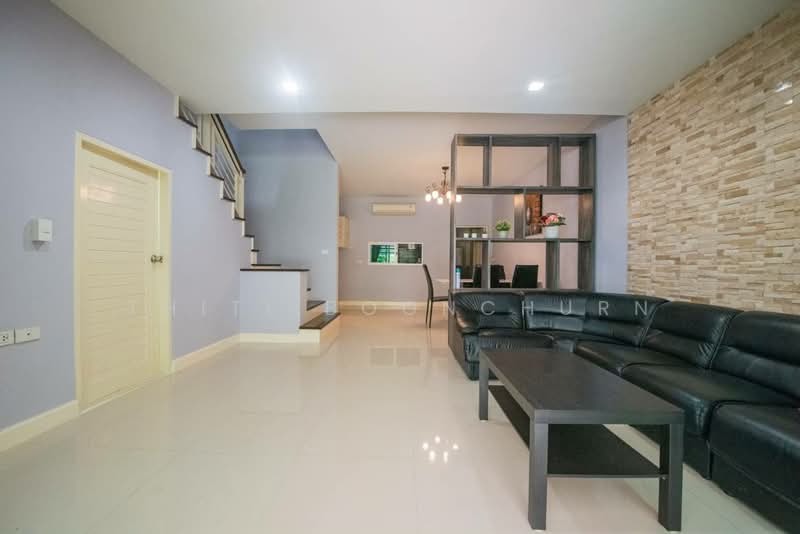 Town Avenue Srinagarindra, Bangkok, Soi On Nut 68, Suan Luang, Suan Luang, Bangkok, 3 Bedrooms, 200 sqm, Townhouse For Rent, by Thiti Boonchurn, 500211519 - DDproperty.com
