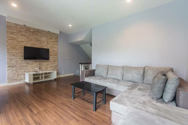 Town Avenue Srinagarindra, Bangkok, Soi On Nut 68, Suan Luang, Suan Luang, Bangkok, 3 Bedrooms, 200 sqm, Townhouse For Rent, by Thiti Boonchurn, 500211519 - DDproperty.com